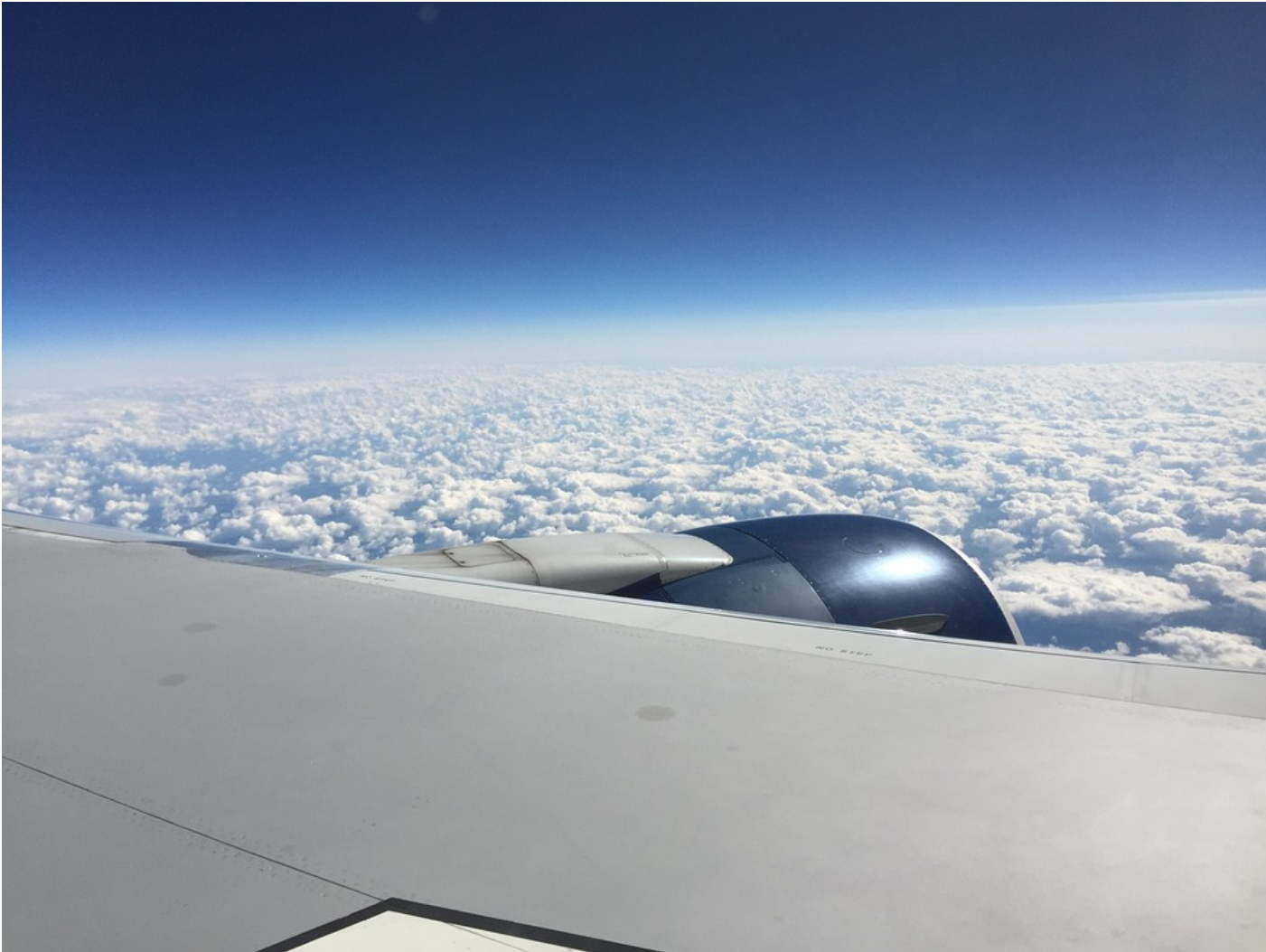 steffisays-love-travel-plane-clouds-view-budget